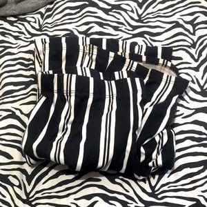 A Nice pair of pant that are new and that are high quality.